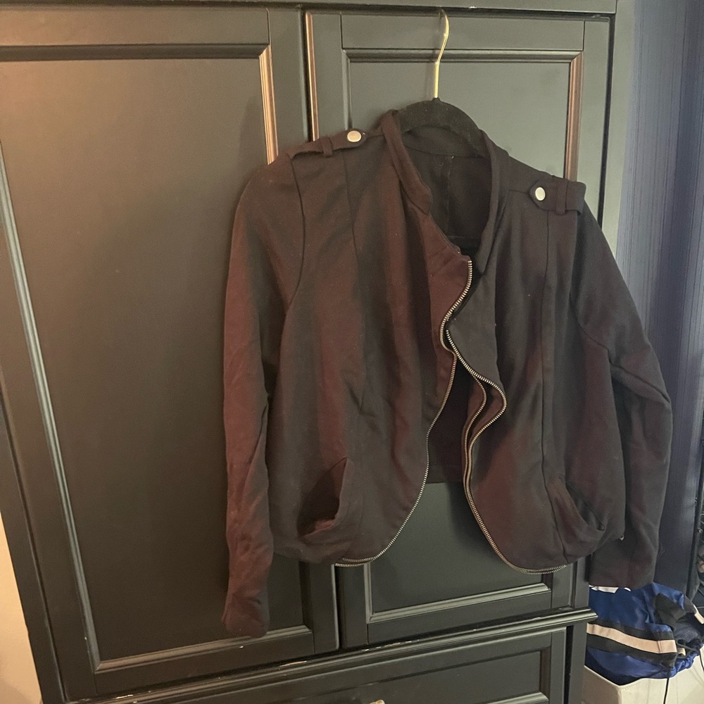 Short jacket